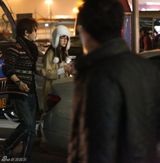 独家高清：富家千金深夜机场豪车接机刘谦