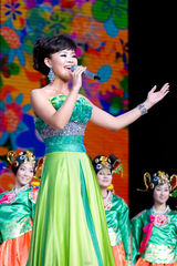 高清组图：民族歌舞《和谐中华》剧照