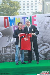 组图：霍启山年后将出席冬奥会 张致恒渴望成家