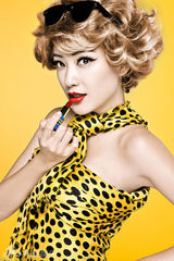 组图：应采儿波普时尚大片金发红唇俏丽魅惑