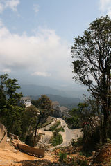 组图：越南岘港游览巴拿山 体验最长落差最大的索道