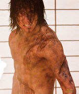 高清组图：Rain《忍者刺客》赤裸上身满布伤痕