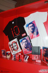 组图：张国荣纪念展揭幕 唐鹤德现身怀念哥哥