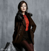 高清图：韩星金泰熙最新冬装写真 俨如华美变装秀