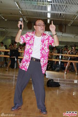 组图：萧芳芳探班詹瑞文卢海鹏 挑战大尺度