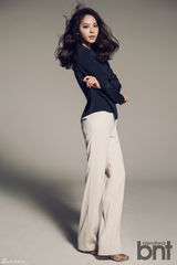 高清组图：“成人礼”朴志胤拍写真显熟女风情