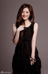 组图：李晨熙大片曝光 百变黑天使展露狂野性感