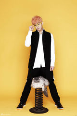 高清图：SS501许永生新碟曝宣传照金发惹眼