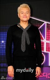 组图：杨贤硕朴振英等出席SBS选秀节目发布会