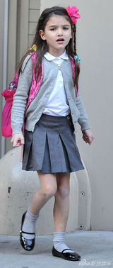 策划：明星宝宝着装大PK 小七苏瑞领衔萌妹子