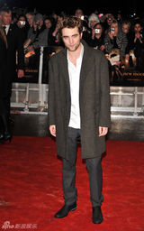 高清组图：《新月》英国粉丝见面会 斯图尔特雷人装