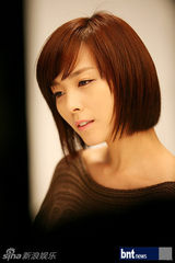 组图：WonderGirl携MBLAQ为韩流文化综合杂志拍写真