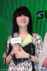 组图：范晓萱蔡康永发型别致 众美女PK好身材