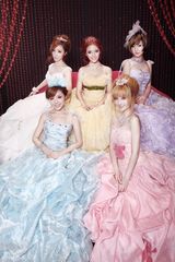 高清组图：Lotte Girls变身“迪士尼公主”