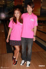 组图：黄日华愕然罗慧娟离世 赞其生性乐观