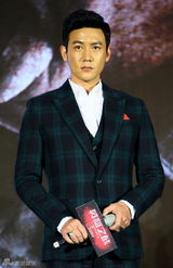 组图：《英雄之战》预售过亿 片方称商业机密