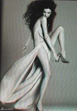 组图：米兰达-可儿登《Vogue》释放性感魅力