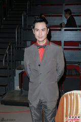 组图：郑嘉颖杨怡获TVB中国内地最受欢迎艺人