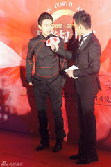 风尚盛典群星云集 黄奕刘芸王丽坤竞艳(图)