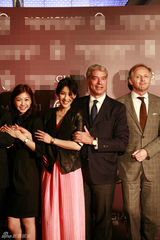 组图：陈燃出席活动长裙亮相 显时尚淑女范儿