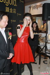 周丽淇与徐正曦未谈婚论嫁 袒护旧爱郑嘉颖(图)