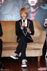 组图：GLAY访台中文问好 金曲日开唱喊话五月天