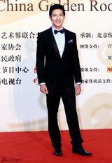 组图：金鸡百花闭幕红毯 俊男美女群星闪耀