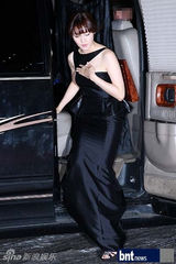 组图：金载沅孙丹菲等盛装亮相MBC演技大奖红毯