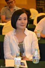 组图：娜仁花华表封后 凭《额吉》再入围金鸡百花