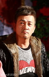 幻灯图：《唐伯虎2》探班 三才子“教坏”黄晓明