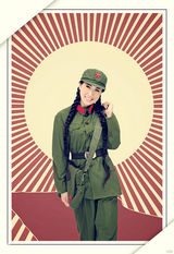 组图：芙蓉姐姐红歌写真迎党生日 麻花辫清纯如水