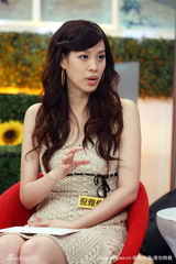 幻灯图集：陈慧琳做客康熙来了 和小S等聊家暴