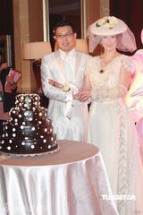 组图：孟瑶大婚王晶等捧场 豪花千万打造殿堂级婚宴