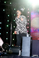 组图：林志玲献唱台北花博会 SHE与周杰伦接力开唱