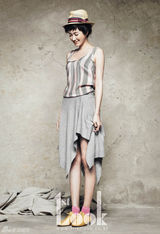 高清组图：韩星李智雅全新写真俏皮可爱