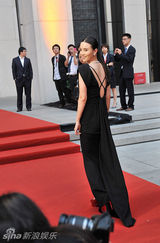 组图：众明星出席商业活动 汤唯吴佩慈同场竞艳