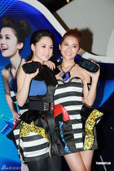 组图：TWINS揭幕游戏展 阿Sa生病不敢与男友看医生