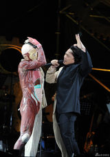 组图：盘点陈奕迅个唱经典造型 将搞怪进行到底