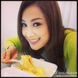 组图：26岁女歌手陈僖仪车祸身亡 追忆生前靓照