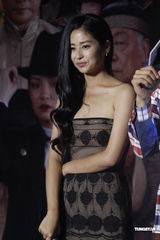 组图：余文乐为母亲首次出演内地电视剧