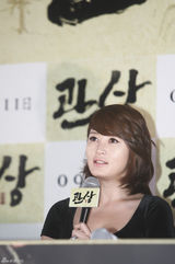 独家高清：《观相》试映 李钟硕嘟嘴比V卖萌