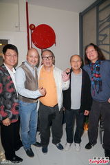 组图：吴孟达邓英敏等现身TVB艺训班联欢聚餐