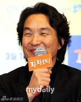 组图：韩石圭吴达秀等出席《帕瓦罗蒂》首映