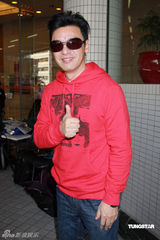 幻灯图集：钟镇涛范姜喜添小女 重7.2斤母女平安