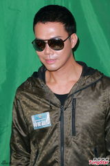 组图：《神枪狙击》谢天华望比汤姆-克鲁斯有型