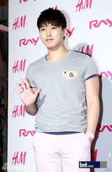 组图：SJ少女时代等明星出席某服饰品牌活动