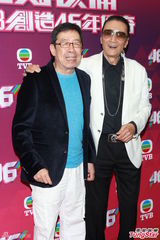 组图：无线46周年台庆亮灯 小生花旦齐出动