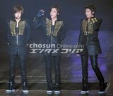 幻灯图：偶像团体SS501首尔演唱会 尽显组合魅力