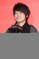 组图：五月天登上炫音之乐舞台 主秀压轴登场