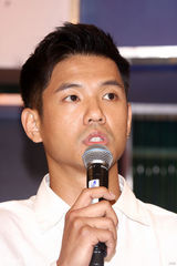 陈建州请辞节目主持人 范玮琪意见成主因(组图)